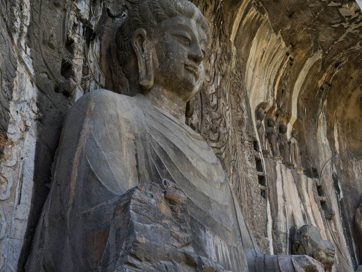 Longmen Grottoes Luoyang