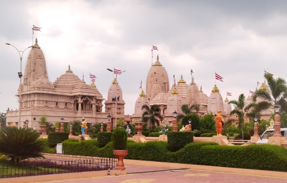 Kashi Ayodhya Trip Package | GT Holidays